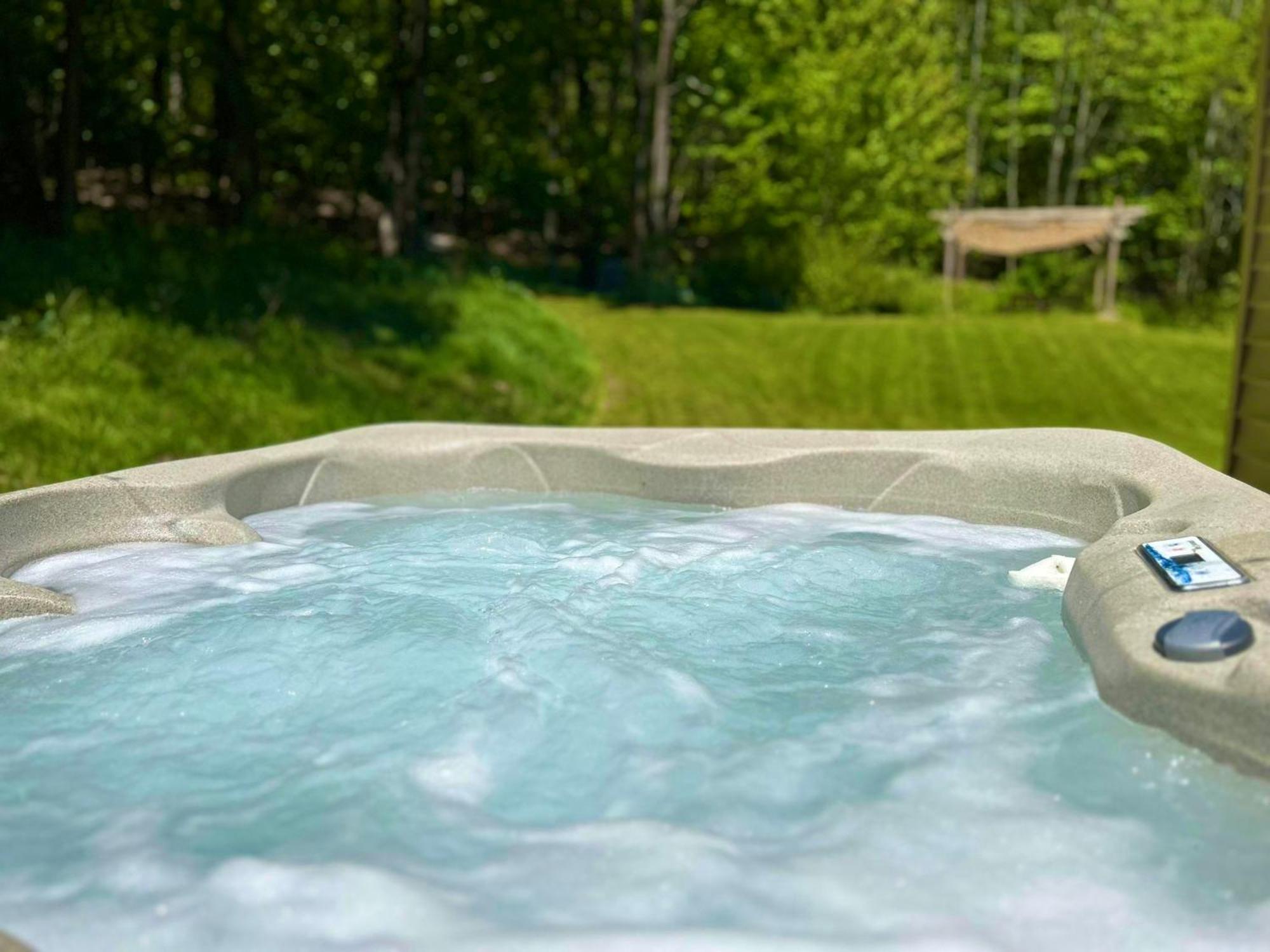 Cozy Cottage With Jacuzzi And Fire Pit And Reading Nook! Livingston Manor Eksteriør billede