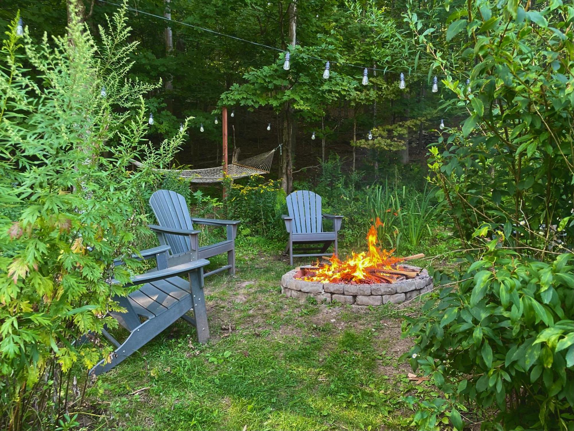 Cozy Cottage With Jacuzzi And Fire Pit And Reading Nook! Livingston Manor Eksteriør billede
